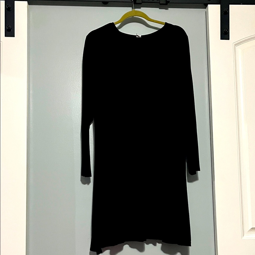 Elegant Black Dress